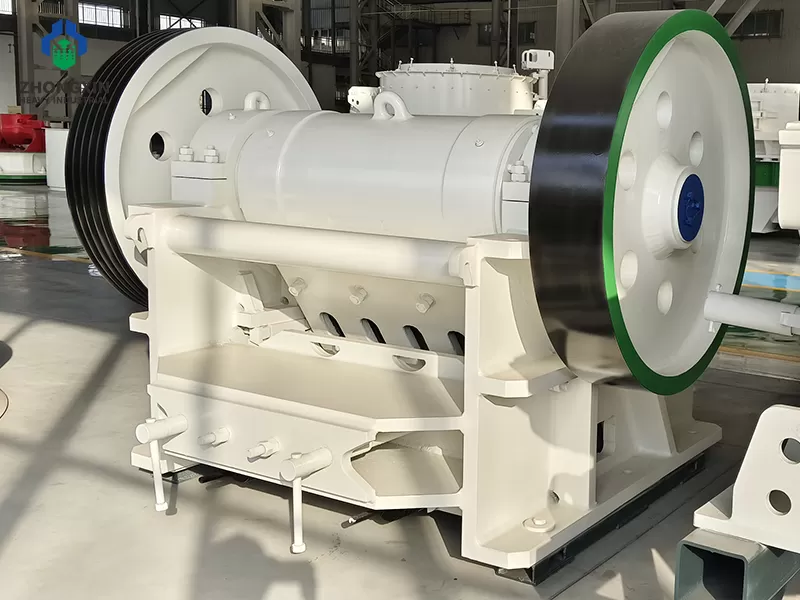 PE Series Jaw Crusher feed opening with large deep crushing chamber design