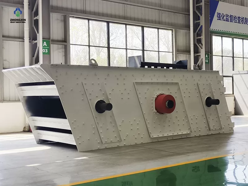 Industrial vibrating screen bearing housing and eccentric assembly close-up