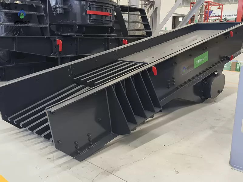 Large-capacity vibrating feeder for crusher manufactured with reliable performance for stone crushing production line