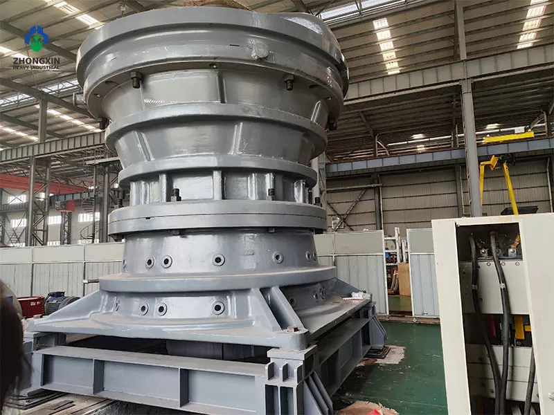 Large capacity primary gyratory crusher assembled in factory for mining crushing production lines