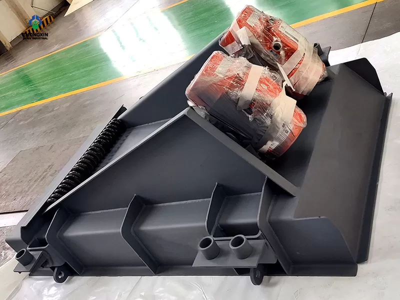 GZT Heavy Duty Vibrating Feeder production and assembly at professional crusher equipment factory