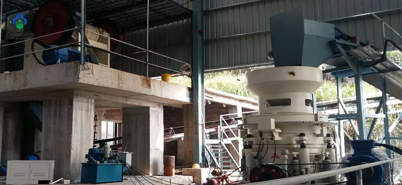 300tph Iron ore crushing plant(Image2) 300tph Iron ore crushing plant(Image2)