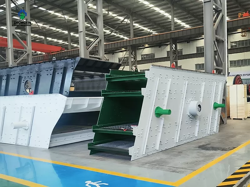 Vibrating screen manufacturer workshop showing YK screen assembly line