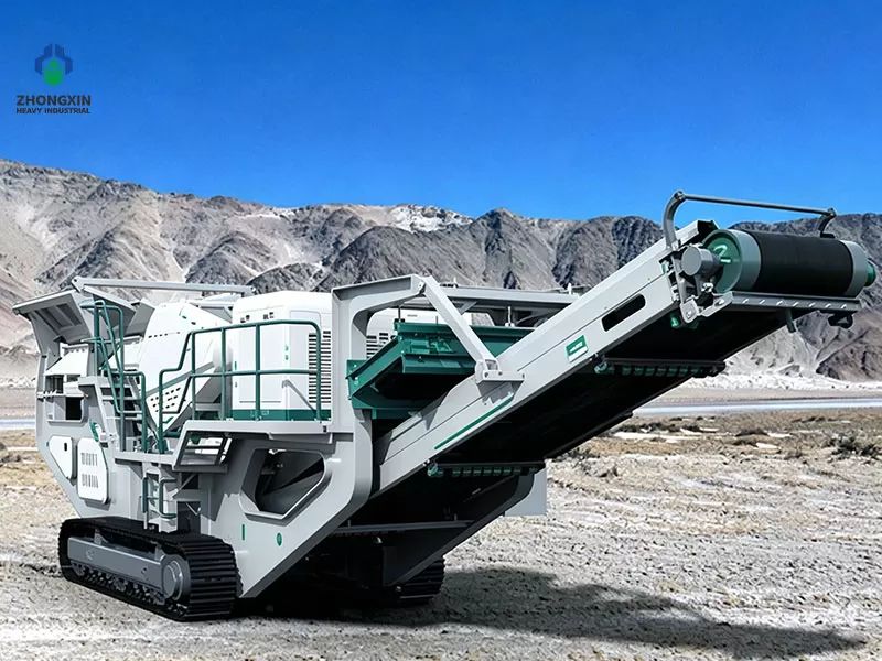 Crawler jaw crusher station front view with tracked chassis and jaw crusher unit
